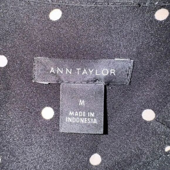 Ann Taylor Scalloped Black Cream Polka Dots Long Sleeves Lightweight SZ M #2317 - Picture 7 of 14